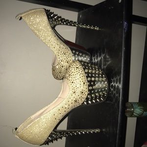 Size 7 heels leng vannvlang shoes